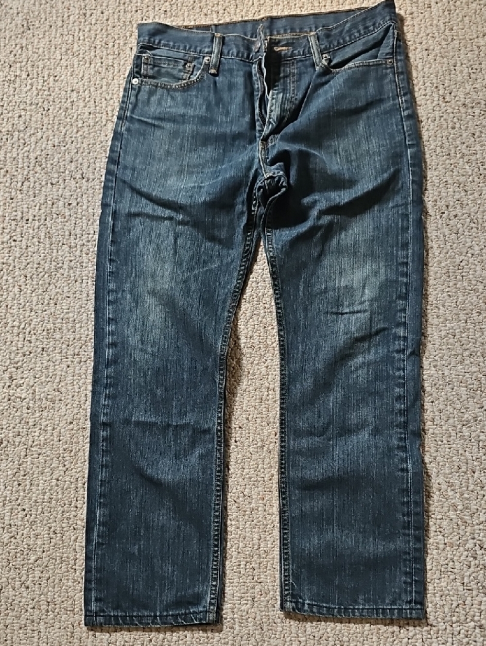 Levis blue jeans 513